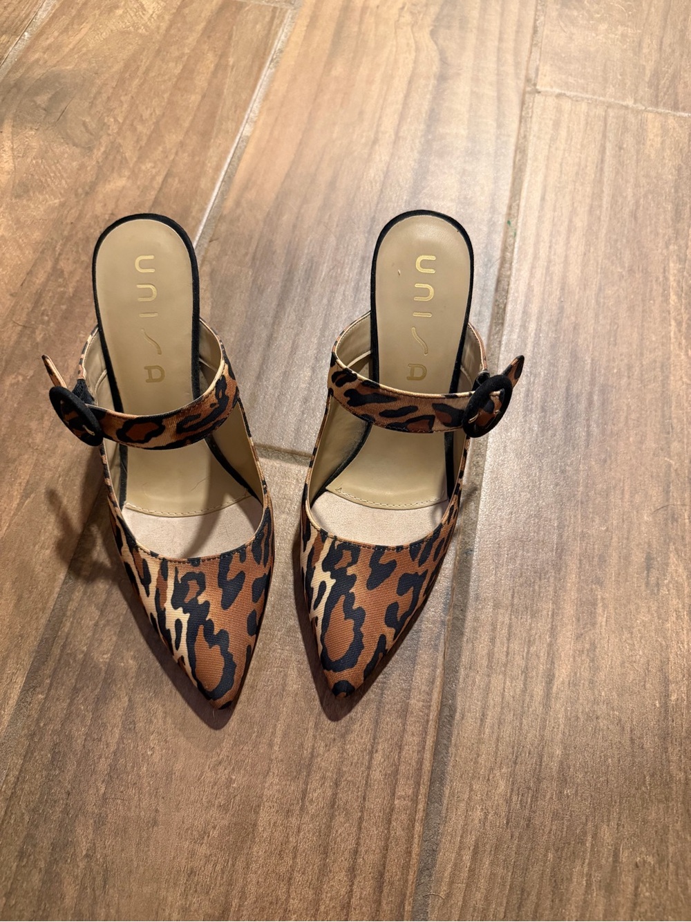 UNISA Leopard Print Pointed Toe Heels – Size 7.5